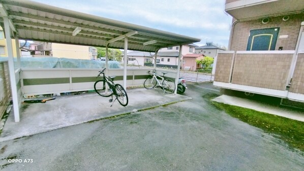 １－ＲｏｏｍＩｚｕｍｉの物件外観写真